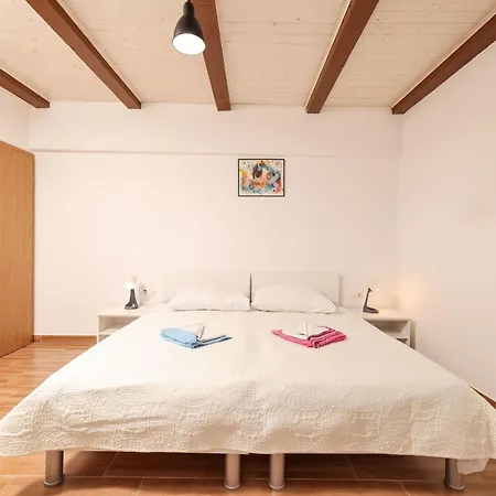 Wohnung A2 Direkt Am By Interhome Apartman Ljubac (Zadar)